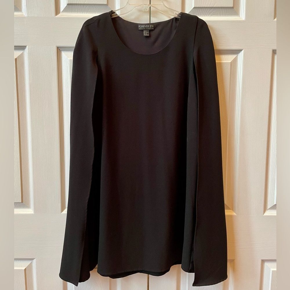 Forever 21 Women's Black Sleeveless Dress with Attached Cape 1X